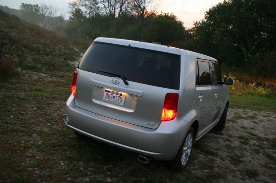  Scion xB 2007 года  (фото 73 из 221)